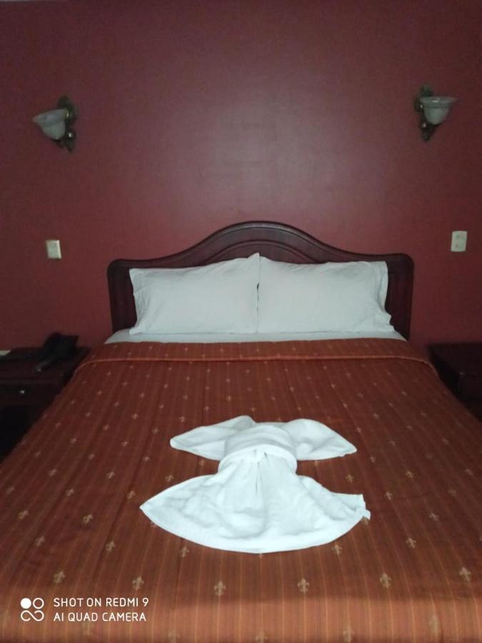 Hotel Prado Internacional لوخا المظهر الخارجي الصورة