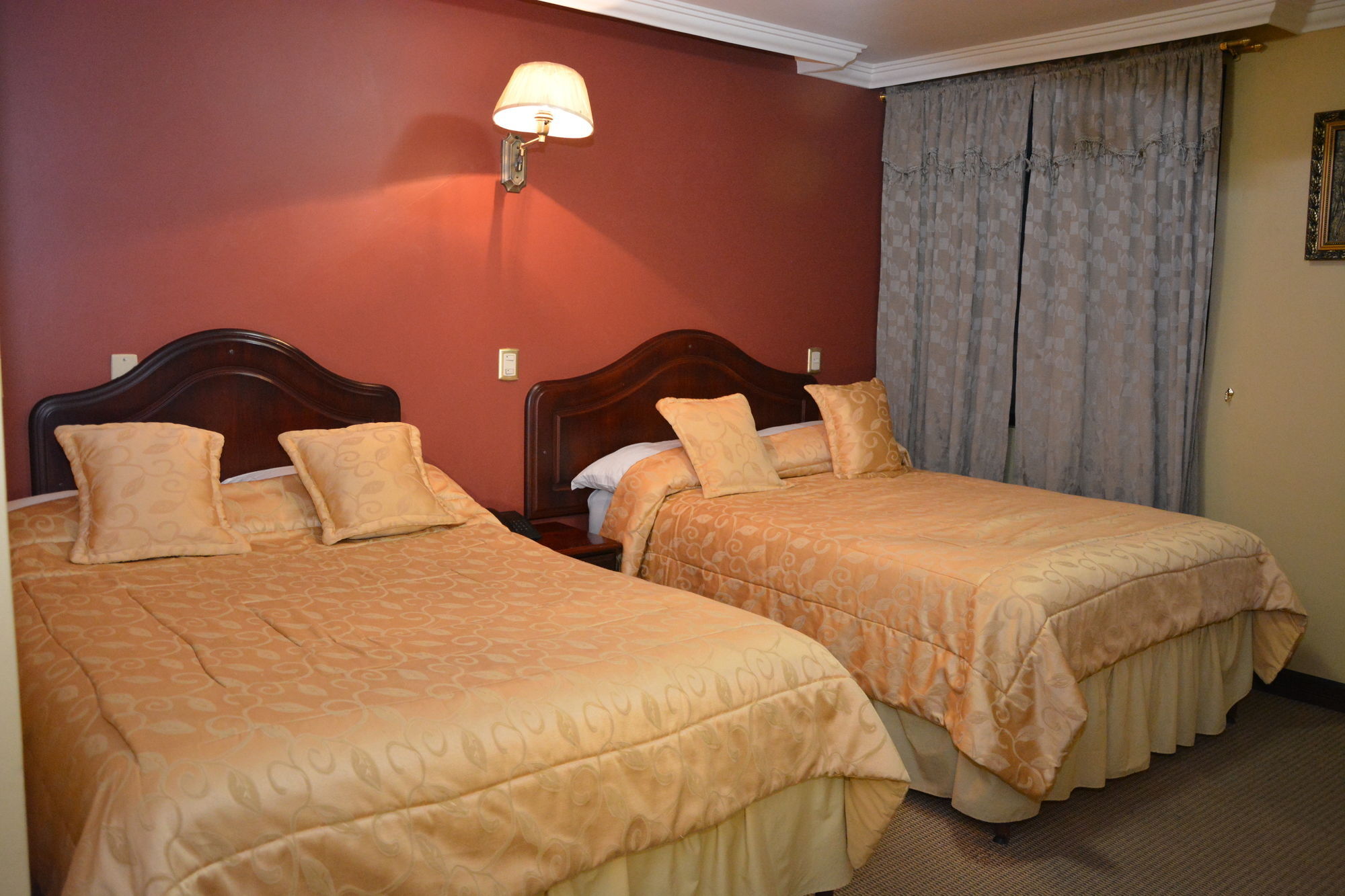 Hotel Prado Internacional لوخا المظهر الخارجي الصورة