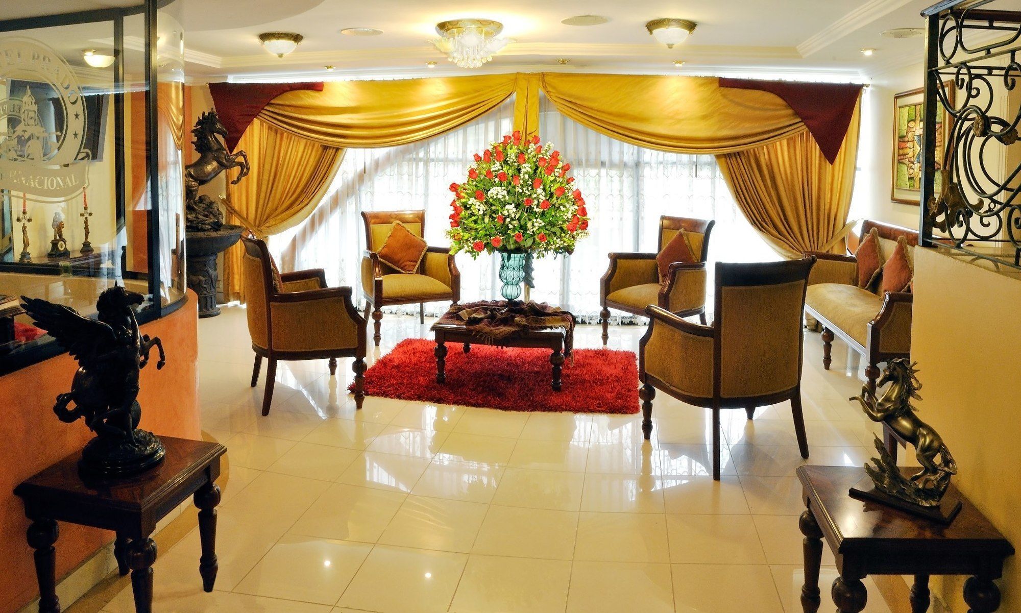 Hotel Prado Internacional لوخا المظهر الخارجي الصورة